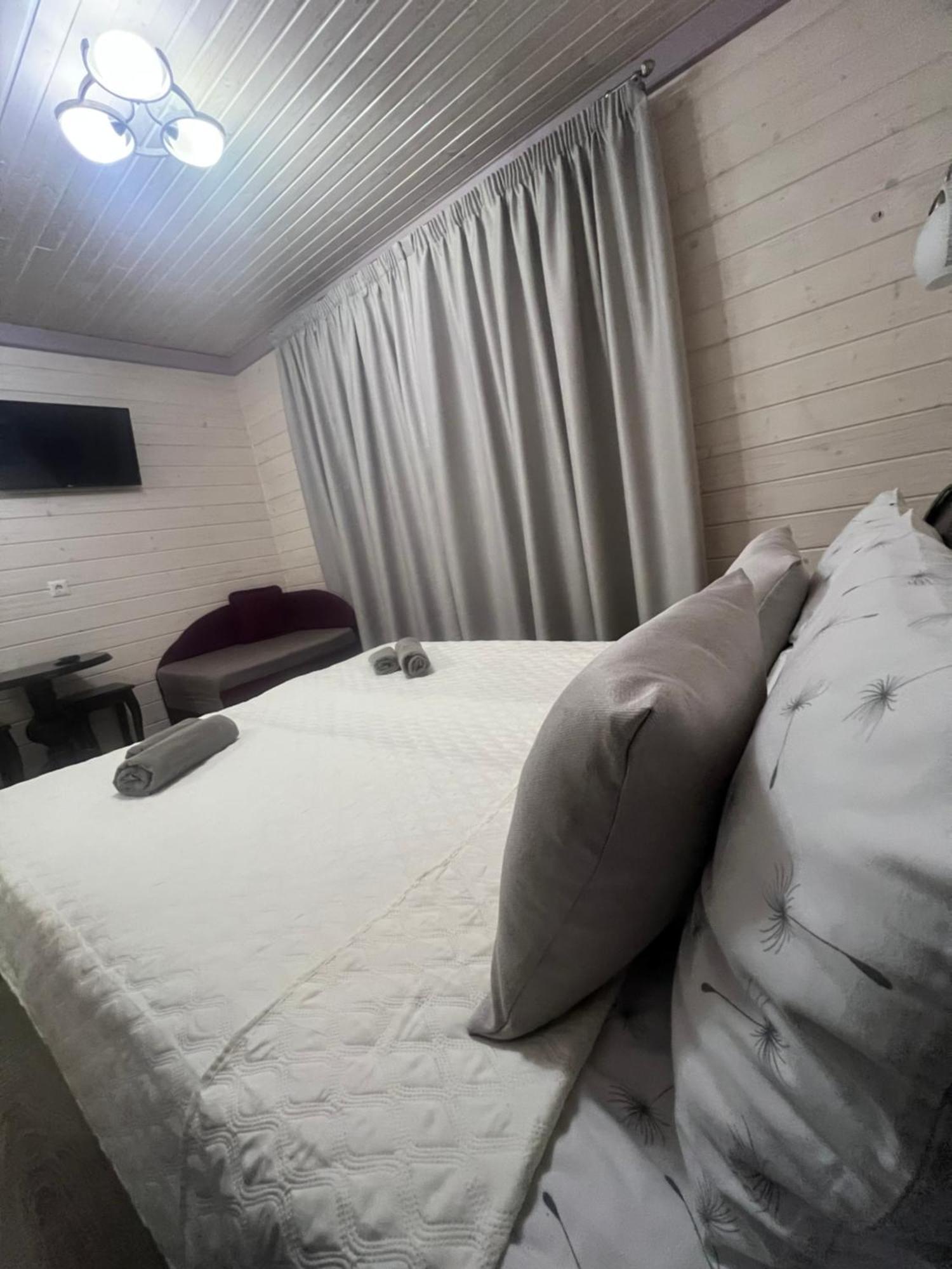 Hotel Фенікс Jaremče Exteriér fotografie